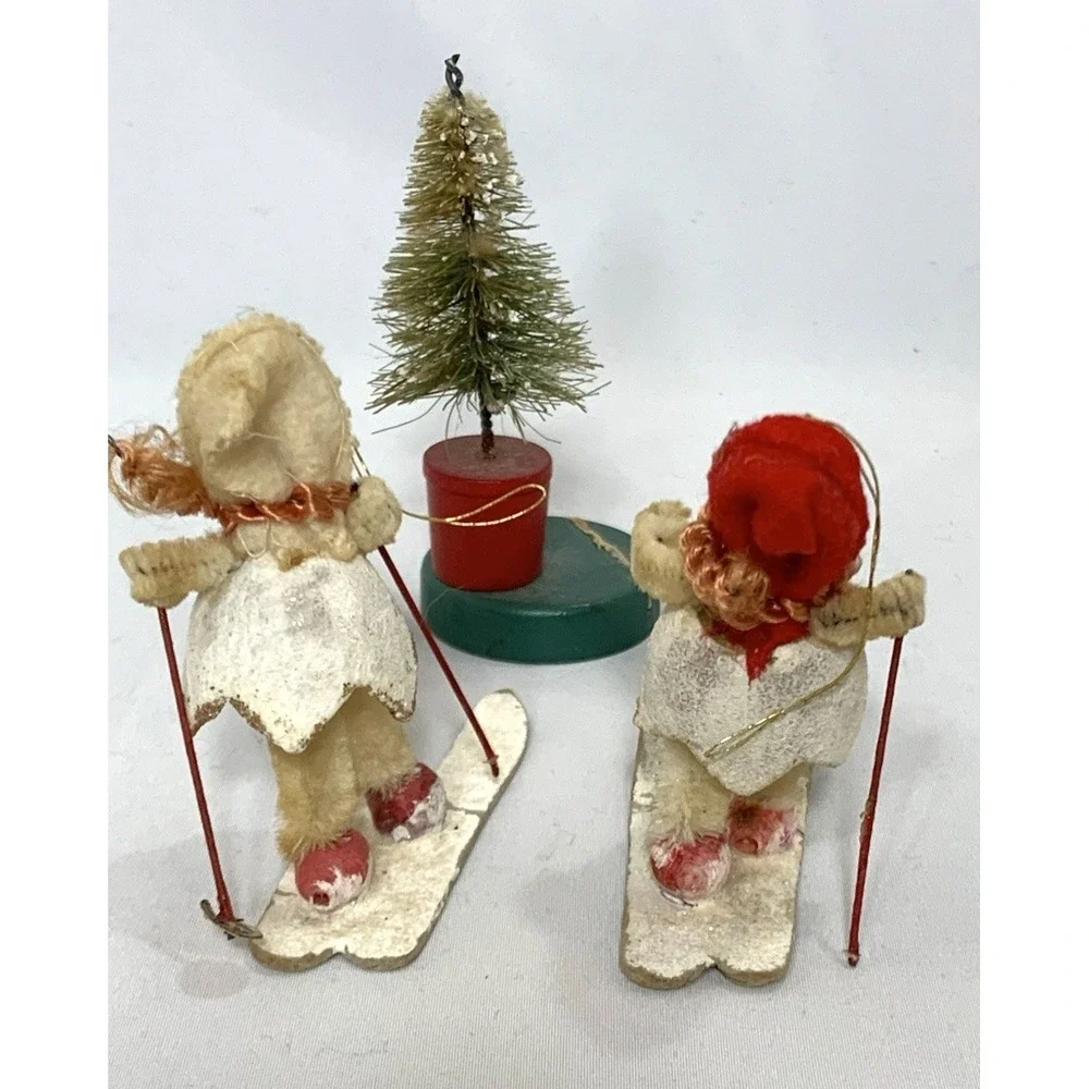 Delta Novelty Japan Figures Cardboard‎ Vintage Putz Skiing + Tree (DAMAGE)
